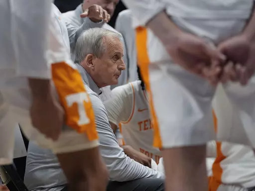 Tennessee head coach Rick Barnes huddles his players during a timeout in the first half of an NCAA college basketball game against Mississippi State at the Southeastern Conference tournament Friday, March 15, 2024, in Nashville, Tenn. (AP Photo/John Bazemore)