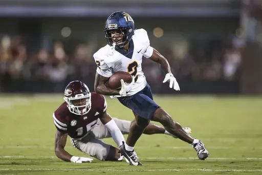 Toledo wide receiver Junior Vandeross III (2) runs downfield against Mississippi State during the first half of an NCAA college football game in Starkville, Miss., Saturday, Sept. 14, 2024. (AP Photo/James Pugh)